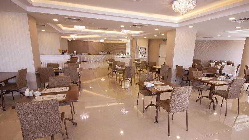 Hotel Golden Way Giyimkent Provincia di Provincia di Istanbul Esterno foto