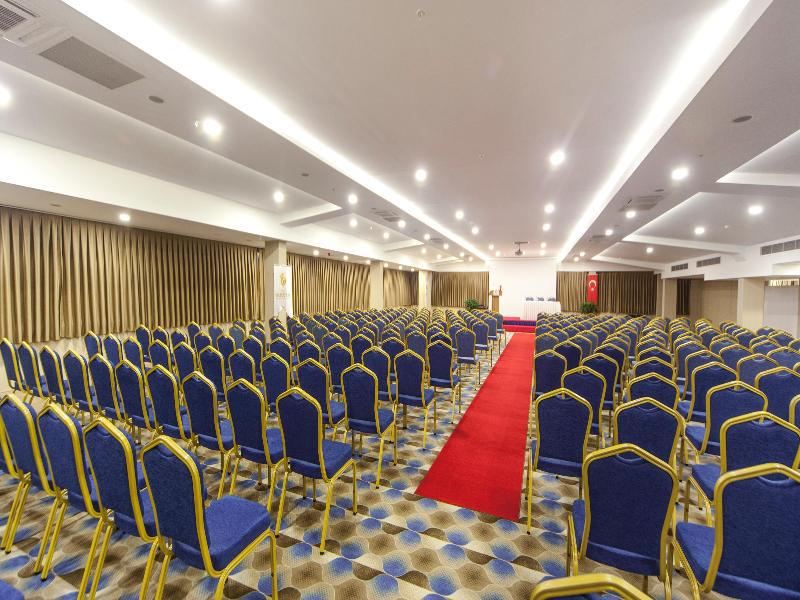 Hotel Golden Way Giyimkent Provincia di Provincia di Istanbul Esterno foto