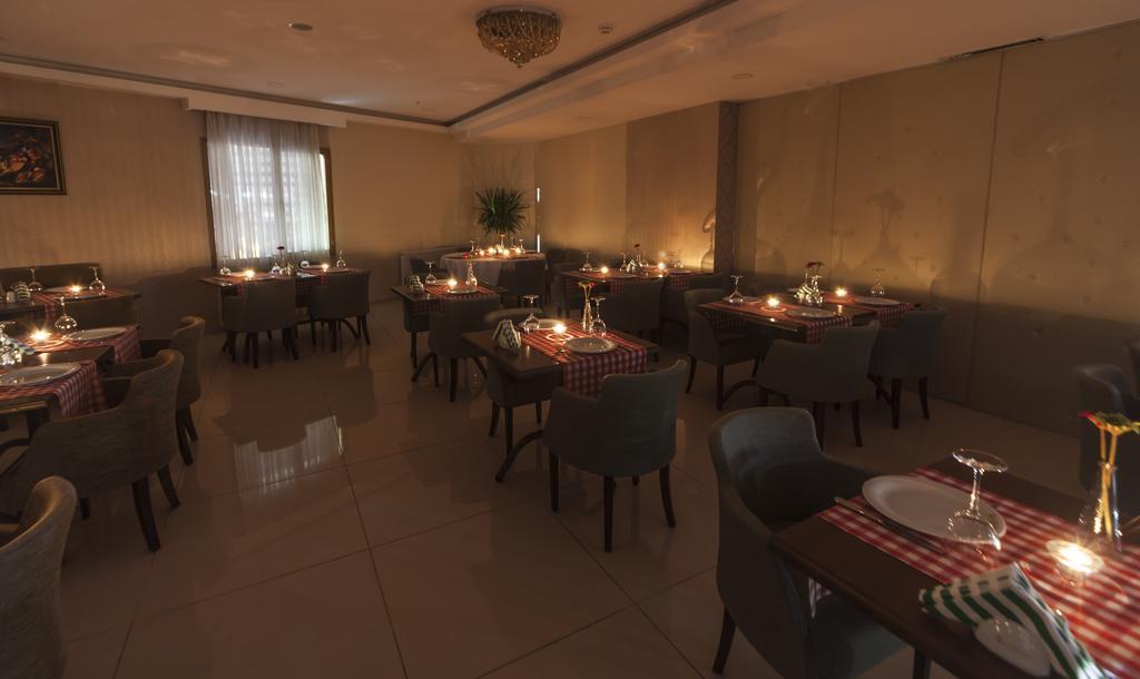 Hotel Golden Way Giyimkent Provincia di Provincia di Istanbul Esterno foto