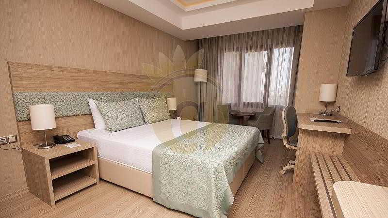 Hotel Golden Way Giyimkent Provincia di Provincia di Istanbul Esterno foto