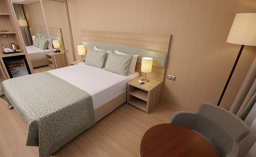 Hotel Golden Way Giyimkent Provincia di Provincia di Istanbul Esterno foto